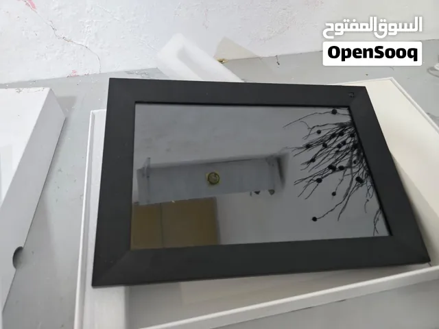 شاشه عرض اعلانات ومشاهده فيديوهات  تعمل بالمس