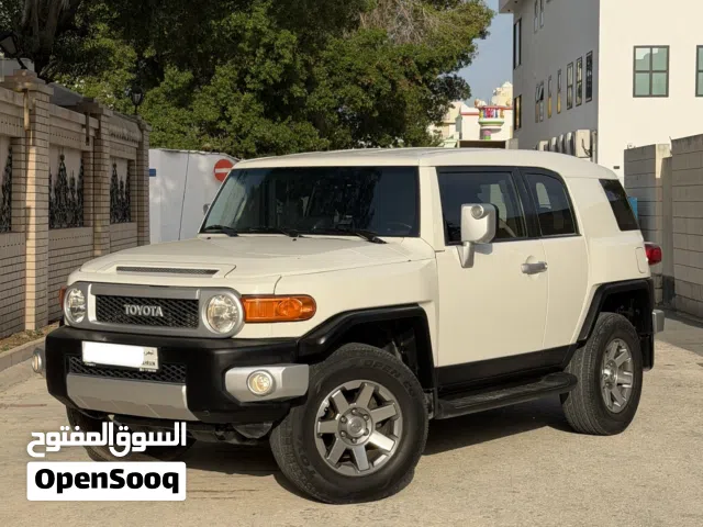 TOYOTA FJ CRUISER 2021 - EXCELLENT CONDITION - URGENT SALE!