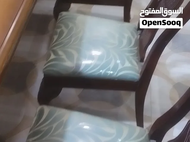 طولة طعام شبه مستخدمه