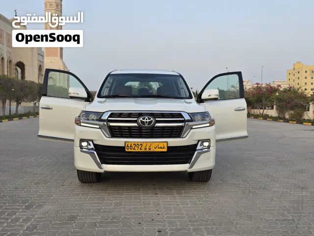 Used Toyota Land Cruiser in Al Batinah