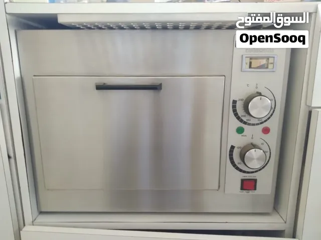 Autoclave     معقم بالحرارة - إيطالي الصنع - بحالة الجديد - 4 رفوف