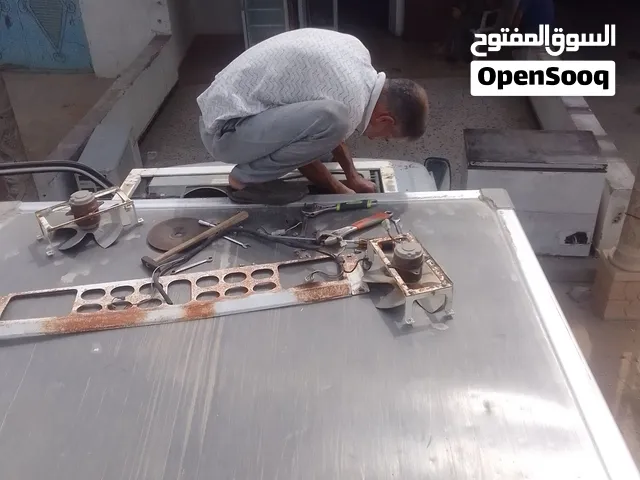 فني تبريد وتكييف