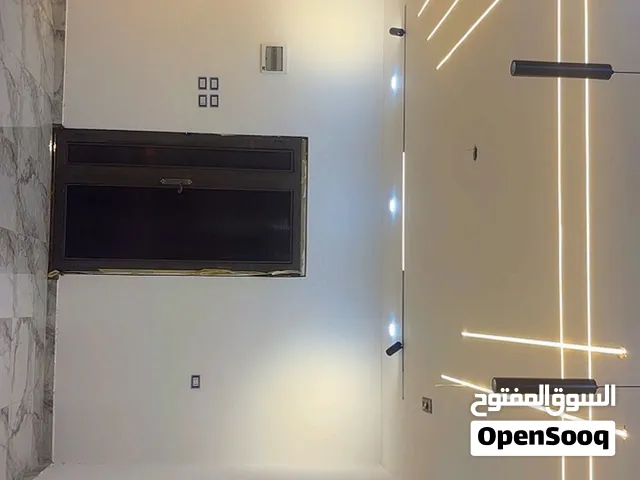 شقه ارضي طابقية بمدخل مستقل