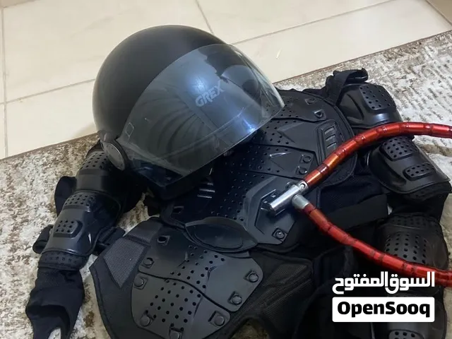 خوذة نص اصلي شركة سوزوكي نوع نولان جيركس مصنفة و قفل وجكيت كسارات