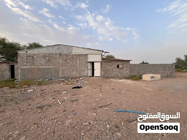 WAREHOUSE FOR RENT TOTAL 750m*2 with private yard easy access and monthly rent or yearly ava