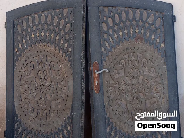 باب حديد ليزر