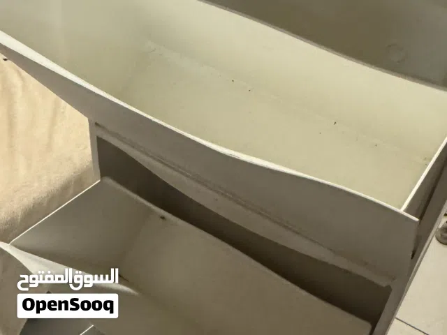 دولايب جزم تكرمون التوصيل لباب البيت