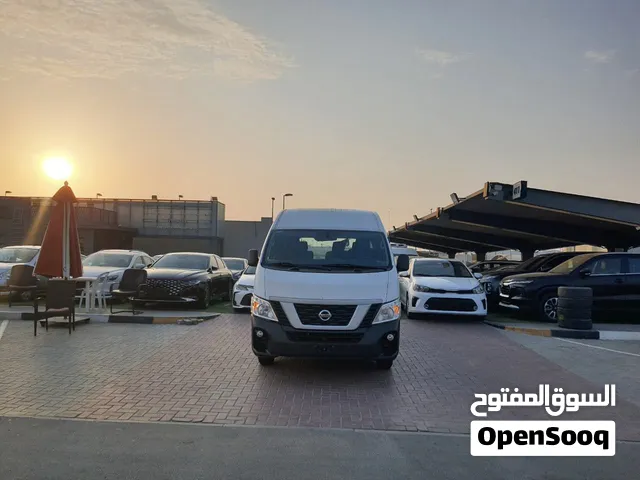 نيسان اورفان ركاب بحالة ممتازة موديل 2022