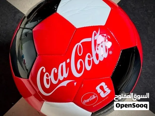 كرة كوكوكولا نسخة كأس العالم 2026 للبيع
