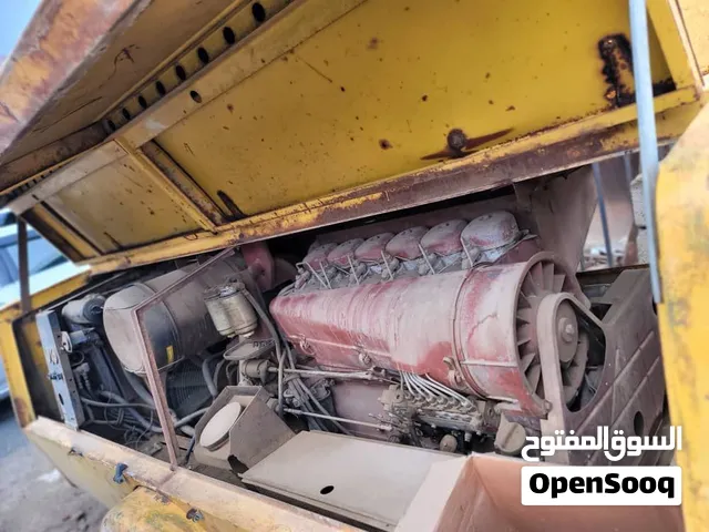 بوكلين كمبريسر ديزل حفر وتكسير اطلس كوبكو جدييد مستعمل خط واحد فقط