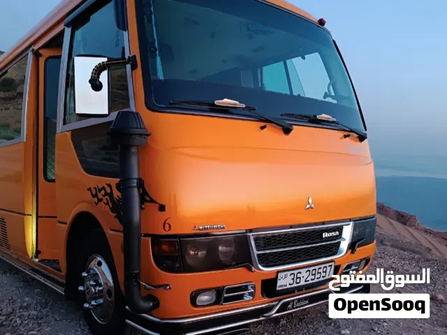 باصات للايجار