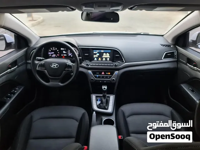 HYUNDAI ELANTRA 2018 (EXCELENT CONDITION)
