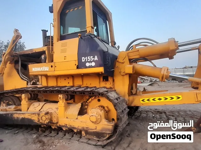 معدات وسيارات للبيع مفردCAT Komatsu