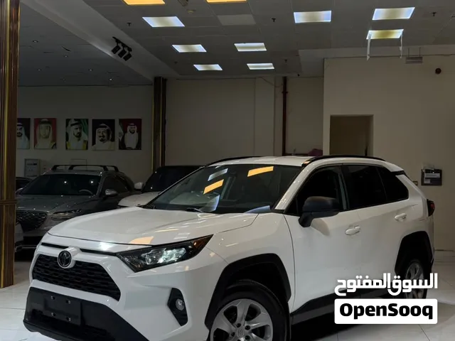 تويوتا راف فور 2021 LE نظيف جدا raf4