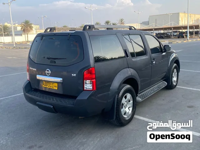 Used Nissan Pathfinder in Al Batinah