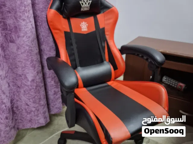 كرسي جيمنج من شركة king ممتاز وقابل للتخصيص