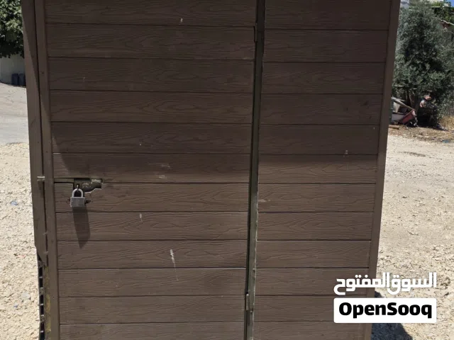 كشك مرتب يصلح لكل شيء مصفح مع عجلاه
