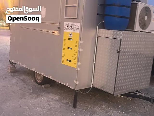 للبيع عربة مطعم متنقل مع سجل تجاري – 1,600 دينار Food Truck for Sale with Commercial Registration