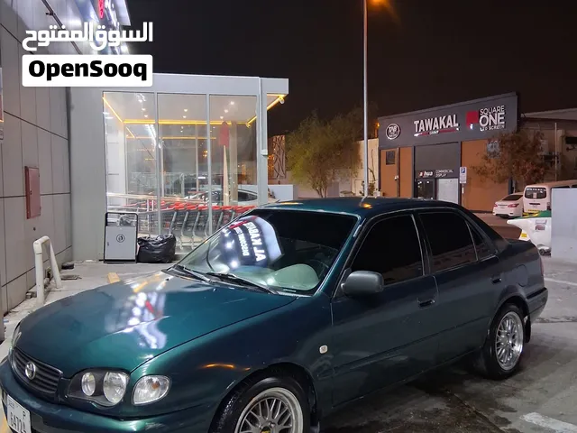 كرولا موديل 2000