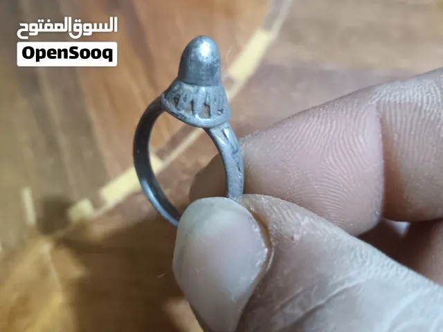 خاتم فضة قديم