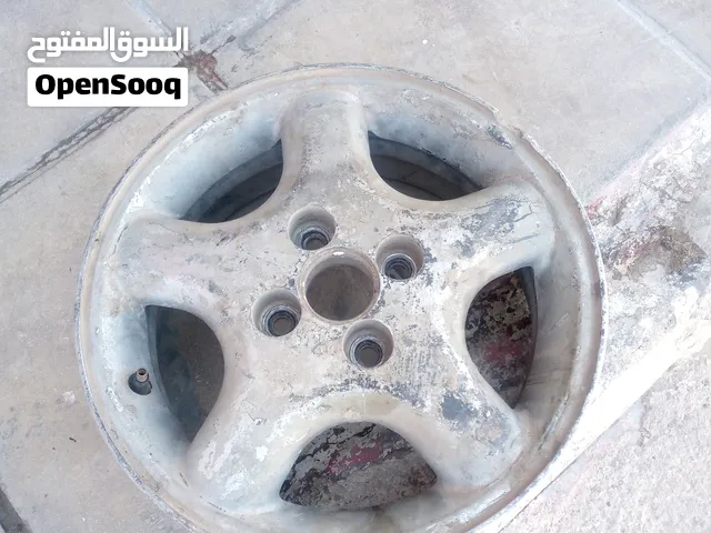 جنط المنيوم برغي بعيد