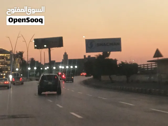 شقة للايجار في سوق الجمعة  (عزاب )