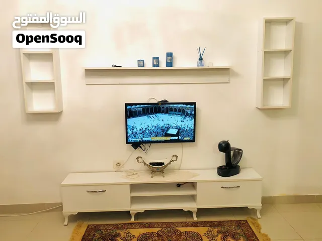 طاولة شاشة