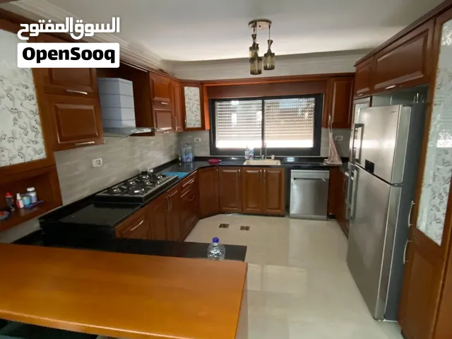 شقة في الطيرة للبيع شارع سما الطيرة