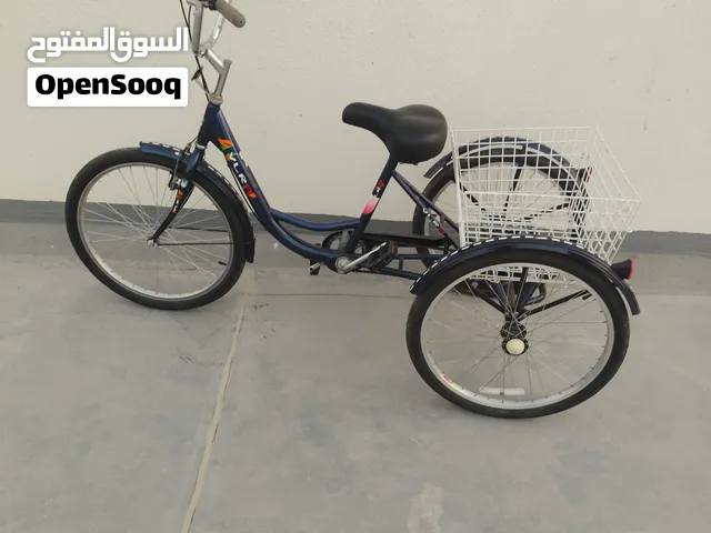 بسكلات ثلاث عجلات