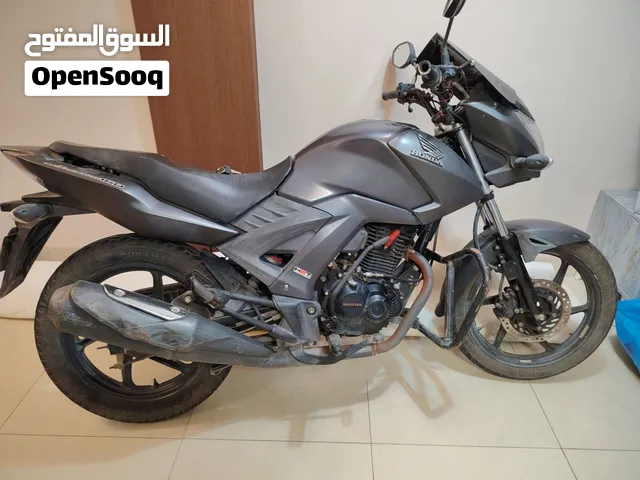 هوندا يونكورن اسود مديل 2020 بيعه سريعه