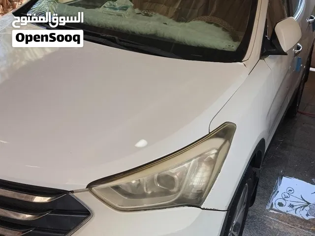 Used Hyundai Santa Fe in Basra