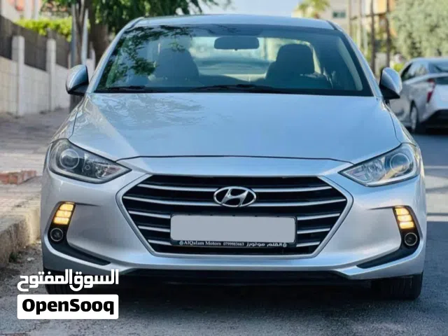 Sedan Hyundai in Amman