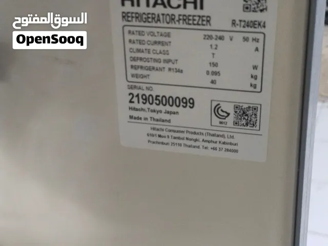Refrigerator fridge freezer old but good condition size medium