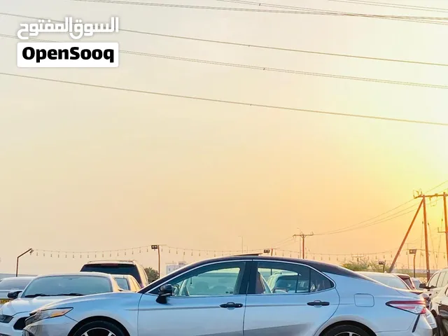 تويوتا كامري الفئة الاولى واحد في واحد