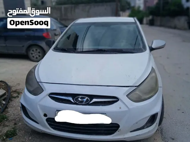 هونداي اكسنت 2012
