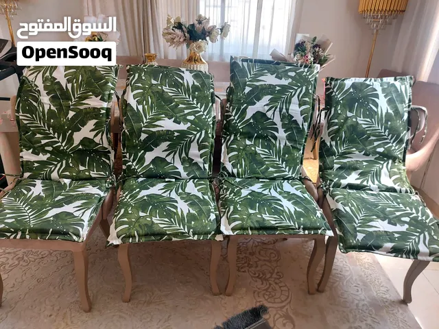 كفرات كراسي عدد 4 جدد لم تستخدم