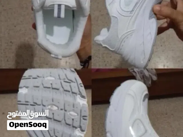 سبادري ابيض جديد taille 37