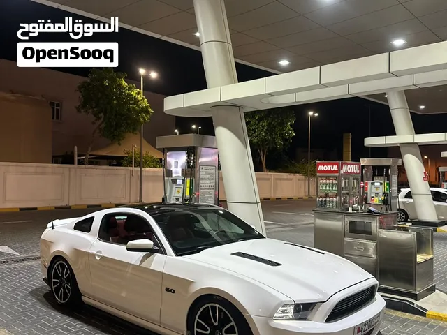 فورد موستغ 2013