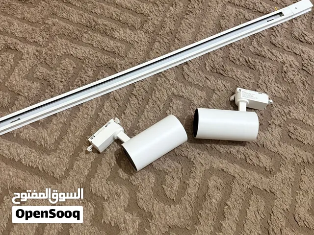 White Track Light with Two Spots / إضاءة سقف مسار بيضاء مع سبوتات اثنين