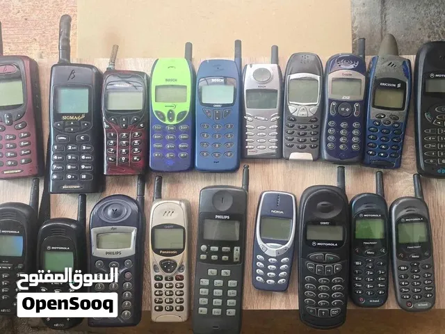 مطلوب هواتف قديمة