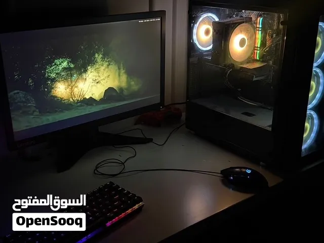 Pc قيمنق للبيع