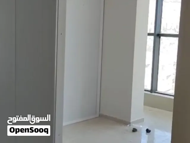 مكتب مميز للإيجار في شارع رفيديا الرئيسي – نابلس