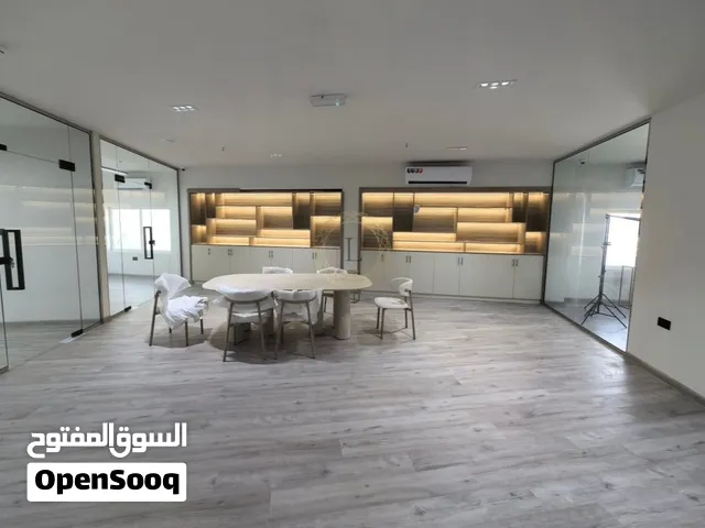 Premium Commercial Flower studio bakery Shop for Sale – Al Ain محل ورد تجاري مميز للبيع – العين