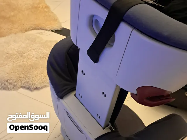 مقعد سيارة للاطفال