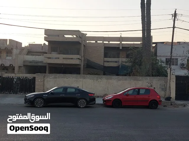 دار طابقين بحالة جيدة + مشتمل في موقع تجاري يصلح للسكن