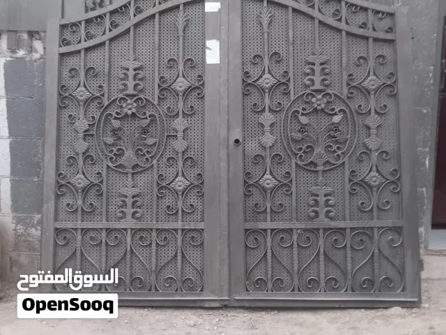 بوابة حديد سعر حرررق لقططططة