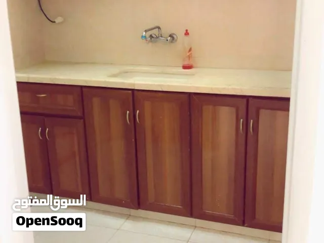 مكتب تجاري للايجار (السنوي)