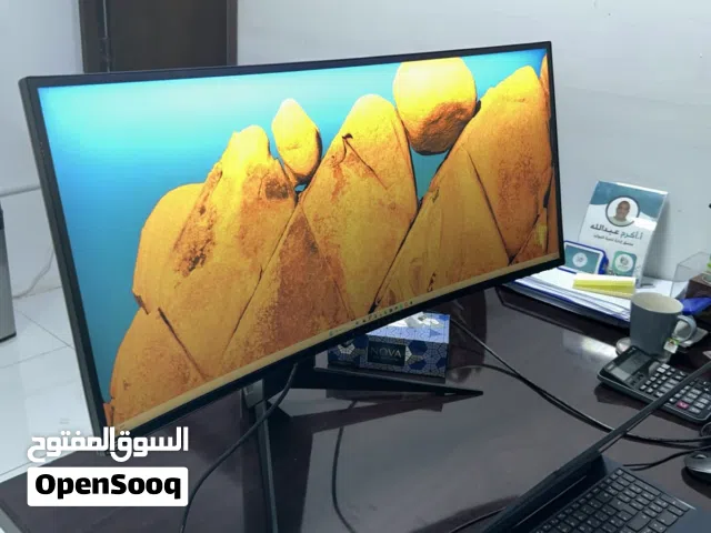 شاشة اليانوير