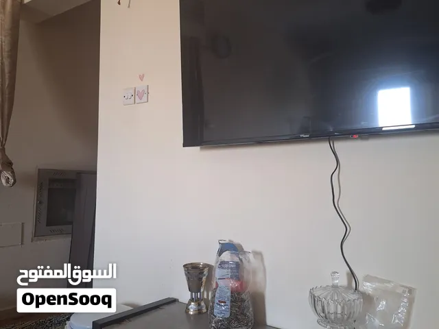 غرفة وصالة بحاجة الى شخص خامس للسكن