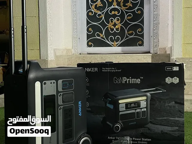 Anker 767 PowerHouse محطة طاقة 2048Wh 2300W مستعملة بحالة جيدة بسعة مع الكرتون والملحق